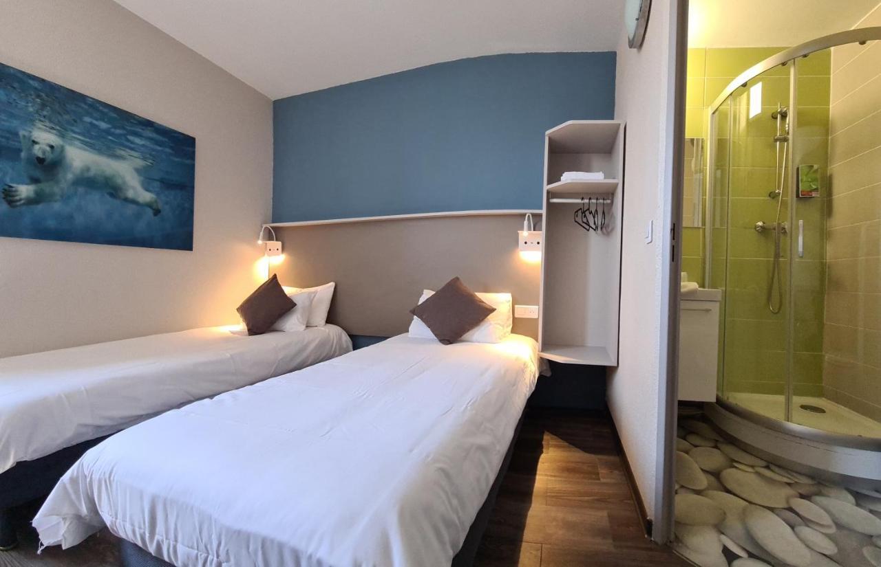 Hotel The Originals Marseille Aéroport Vitrolles (Bouches-du-Rhone)