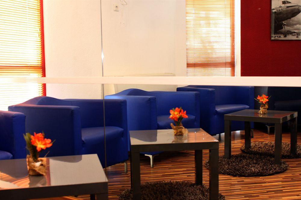 The Originals Marseille Aéroport Hotel